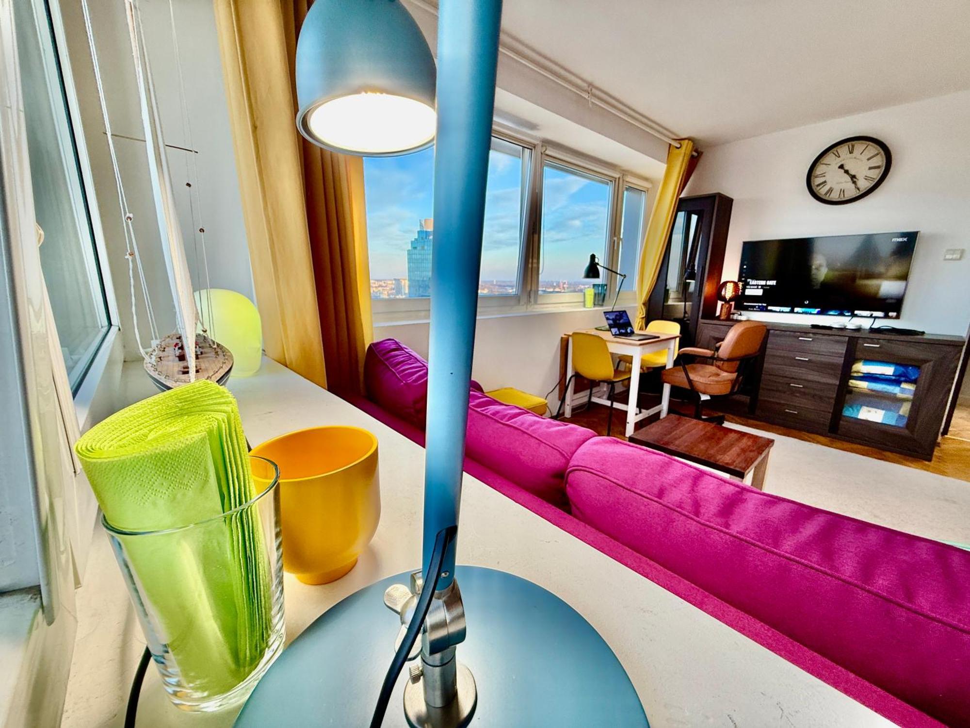 Super Apartment Yellow 2X Metro Fast Wifi 1 Gbs Netflix Panorama Miasta Варшава Екстер'єр фото